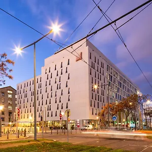 Hotel Ibis Centre Euromed, Marseille